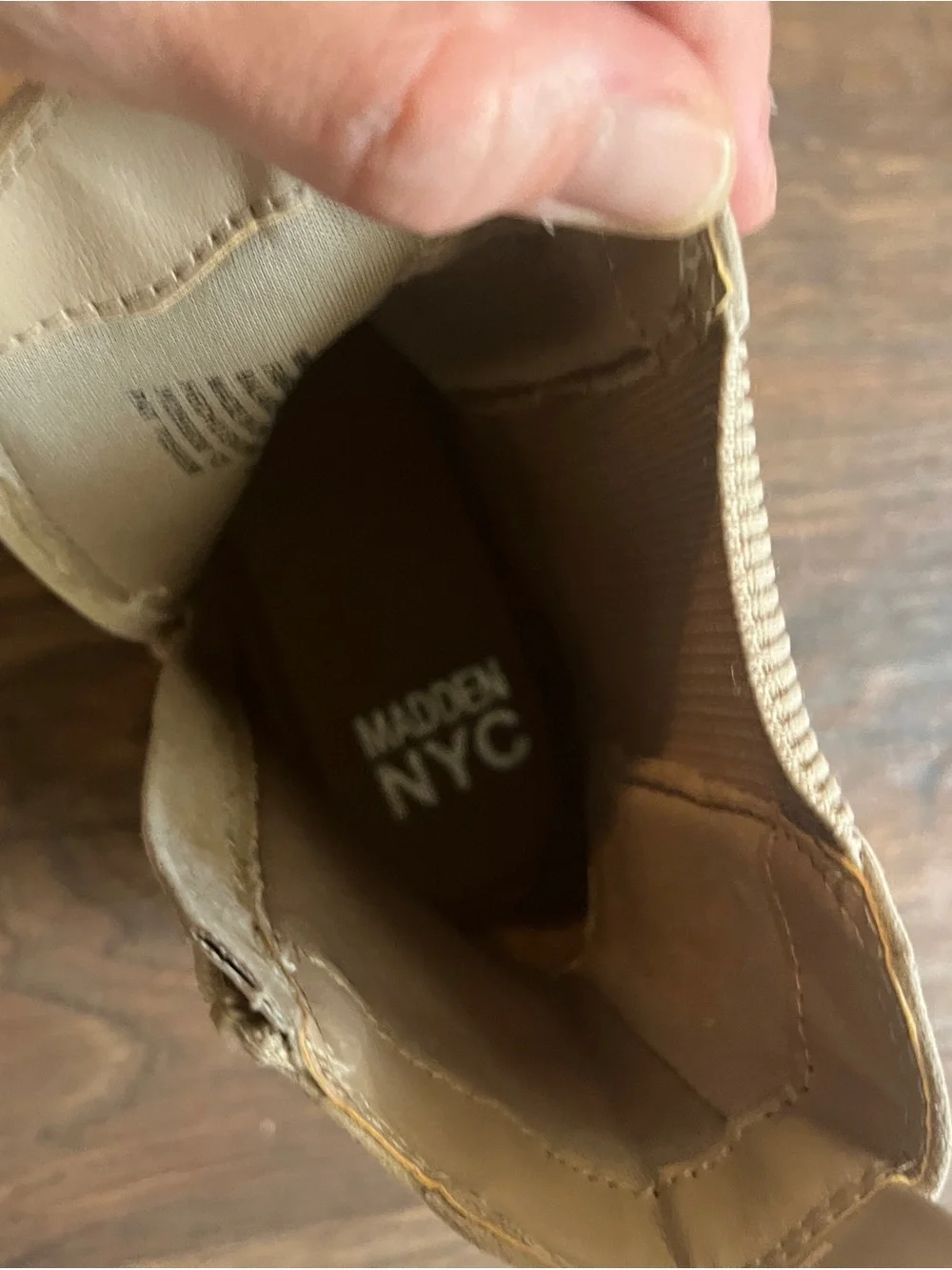Madden NYC Chunky Chelsea Boot - Cream Women's Ankle Boot 8.5